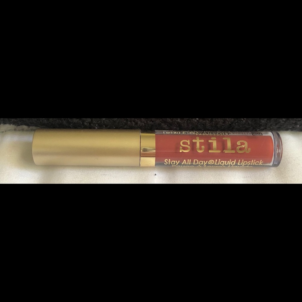Stila mini stay all day lipstick
